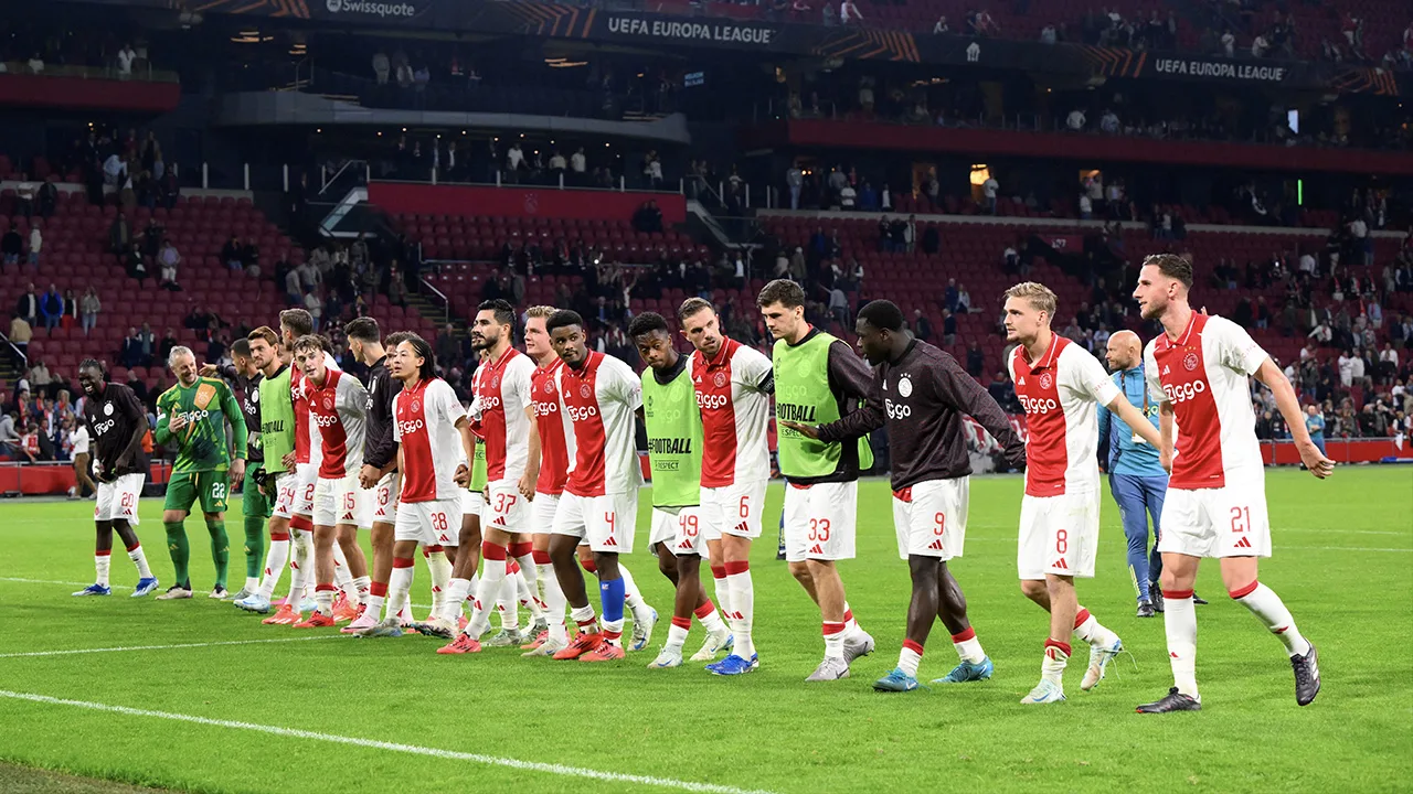 Ajax spreekt schande van actie KNVB: 'Zelfs het woord competitievervalsing valt'