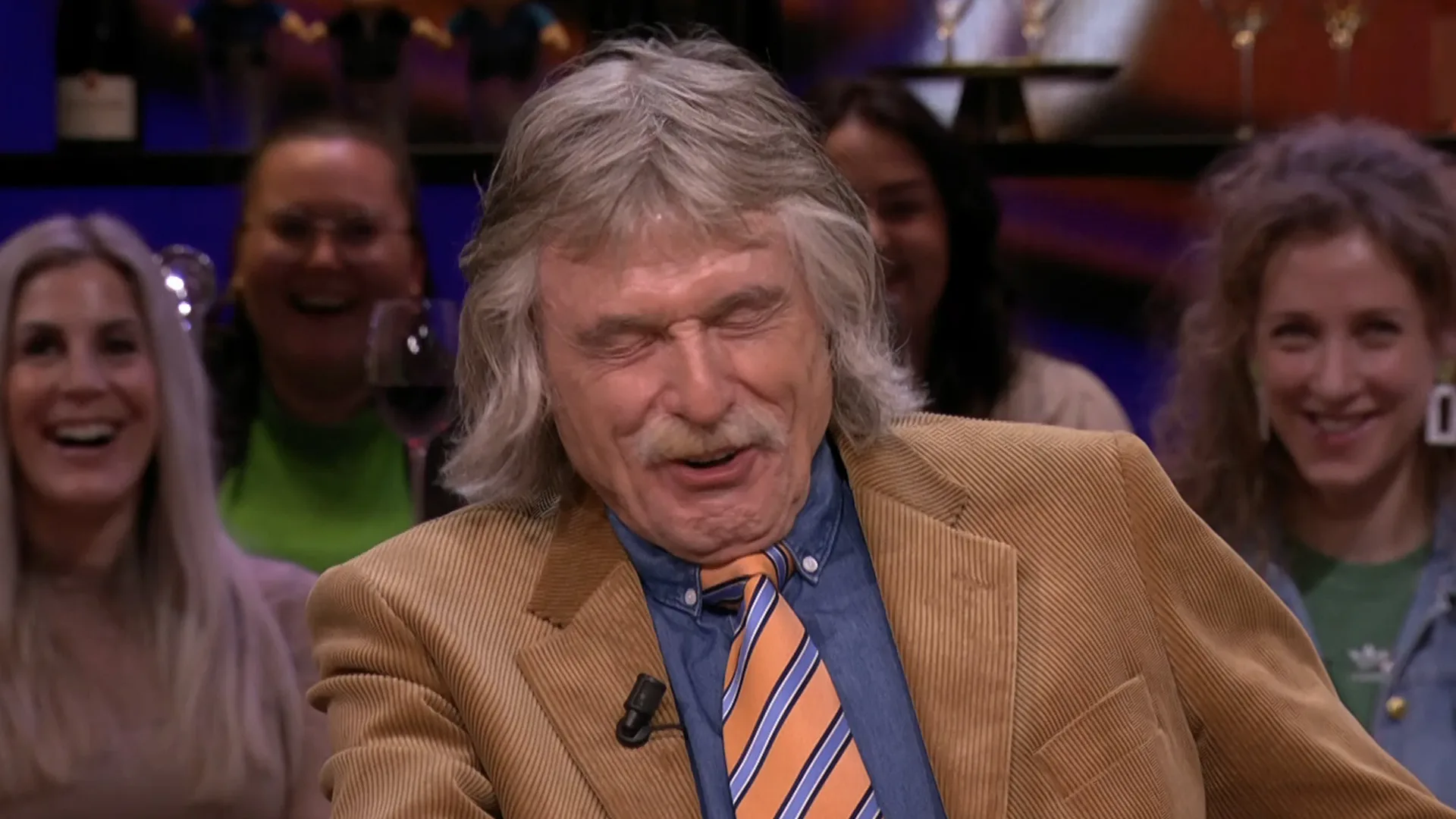 Johan trapt opnieuw VOL in 1 aprilgrap Wilfred: 'Ontzettende lul!'