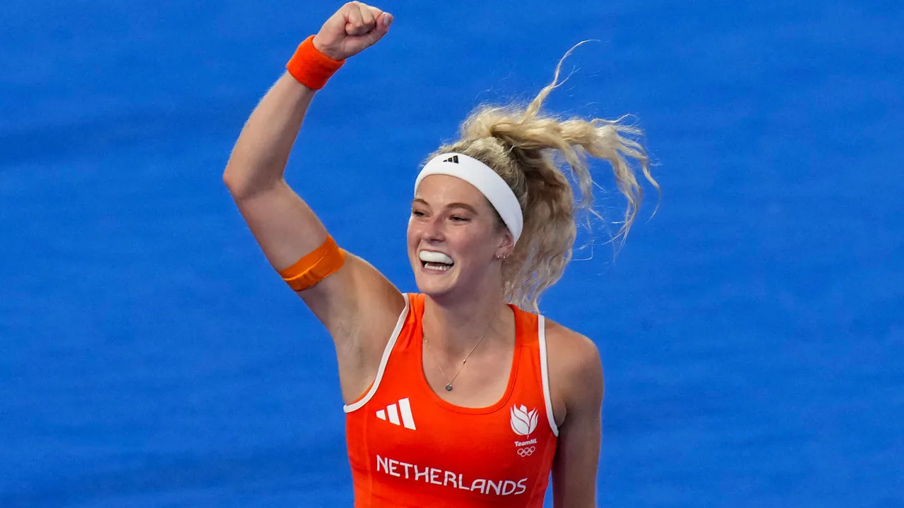 Yibbi Jansen uitgeroepen tot beste hockeyster van de wereld