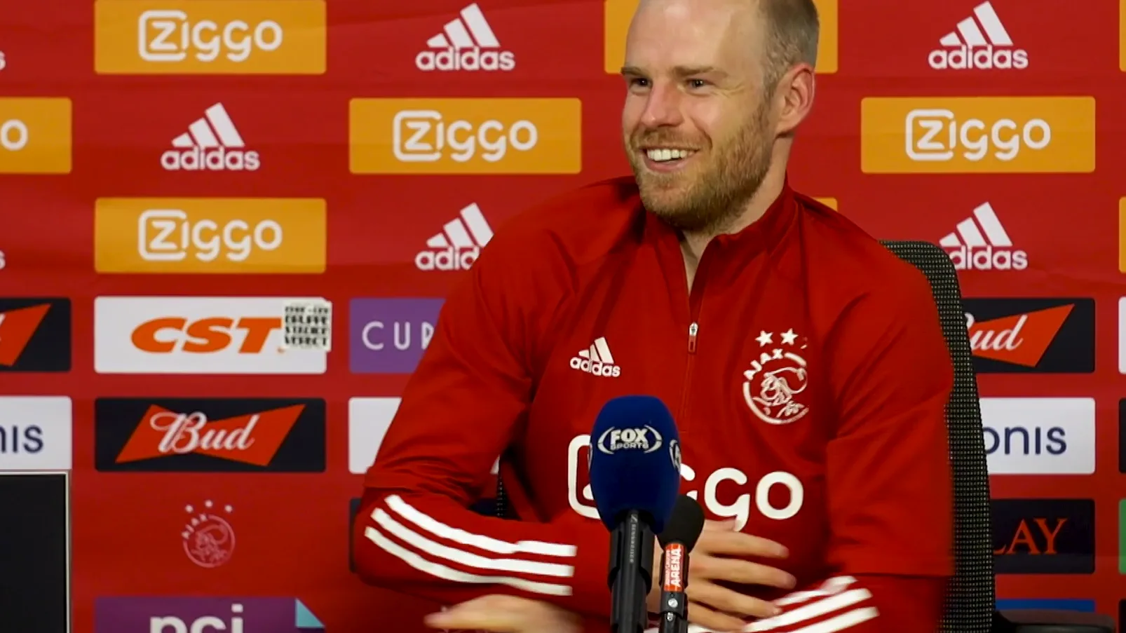 Klaassen grapt over Brobbey: ‘Hij moet naar bed’