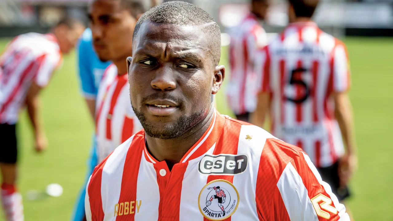 Royston Drenthe gaat op een niveau hoger spelen in Spanje