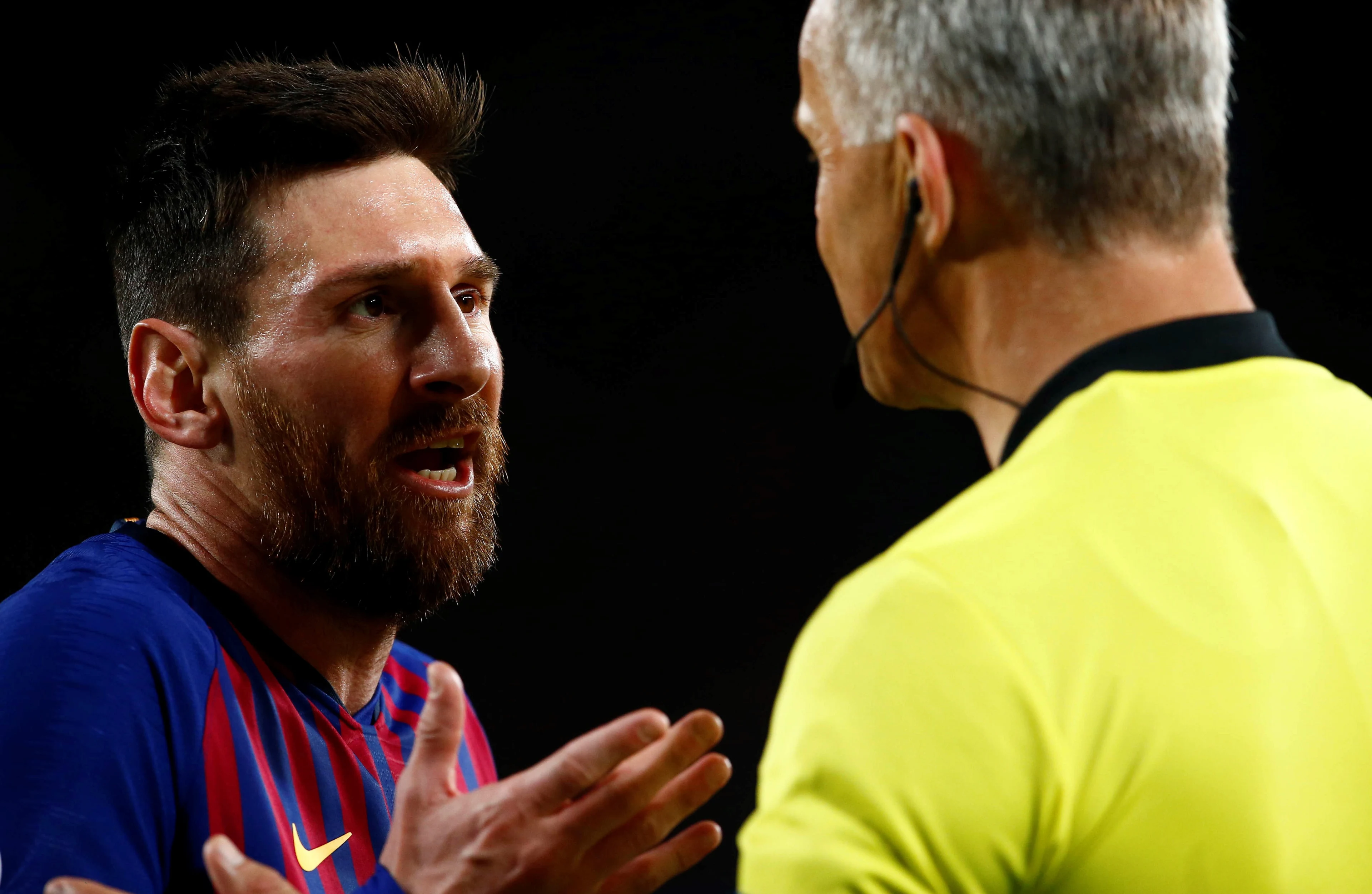 Messi 3 maanden geschorst voor uitbarsting
