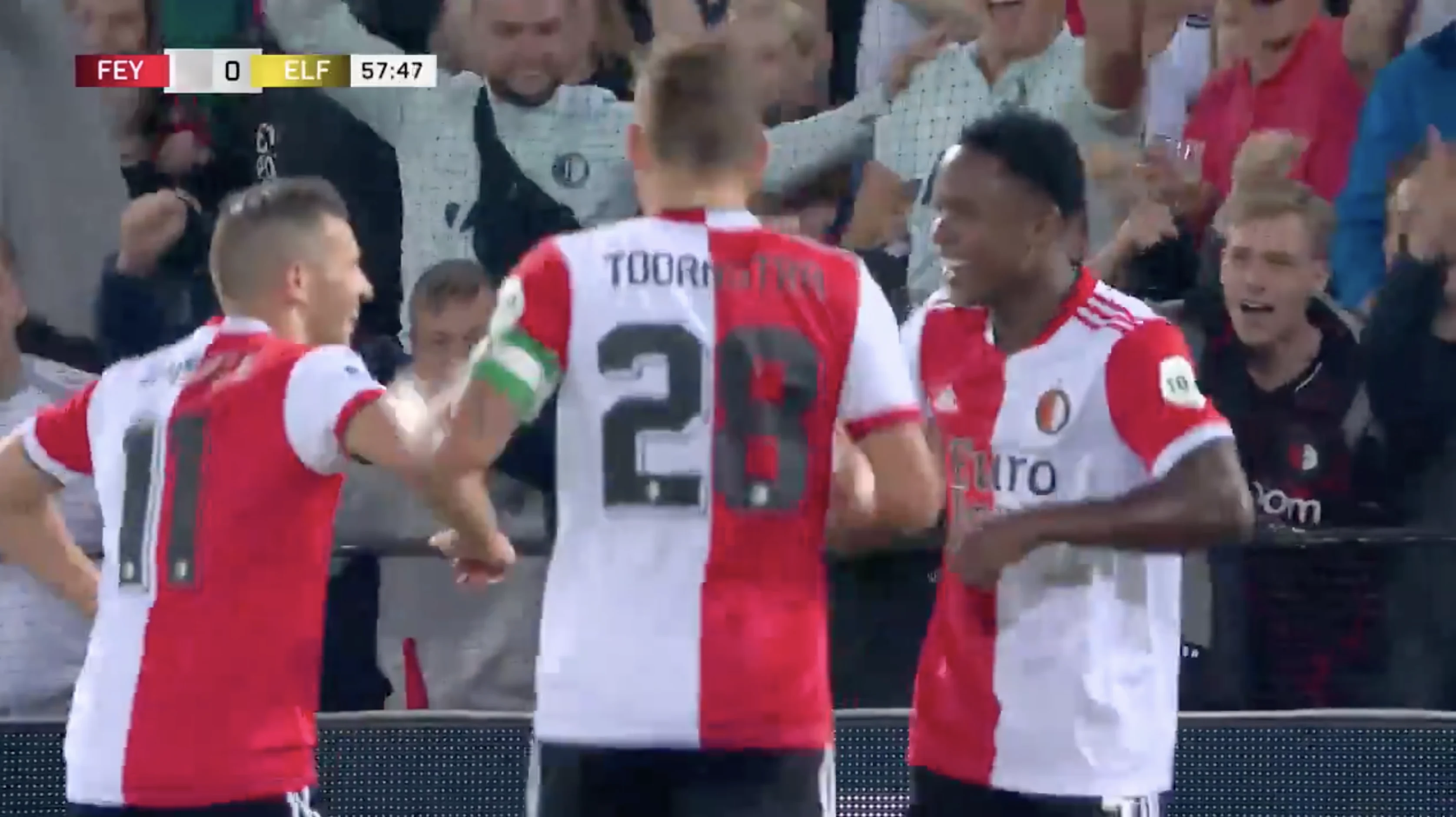 VIDEOGOAL: Feyenoord-spelers swingen erop los na 5-0 Linssen