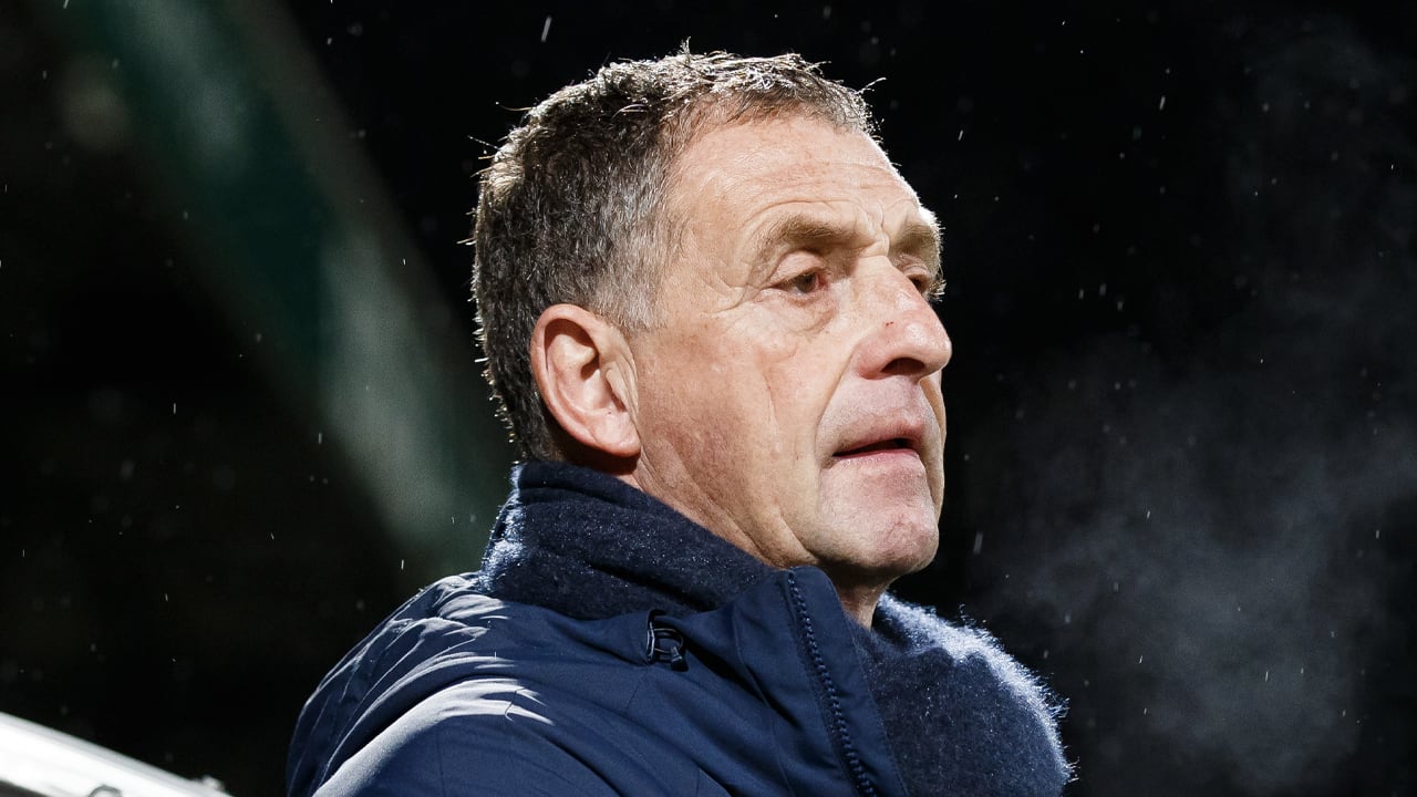 Onrust bij FC Eindhoven; Ernie Brandts niet voor de groep