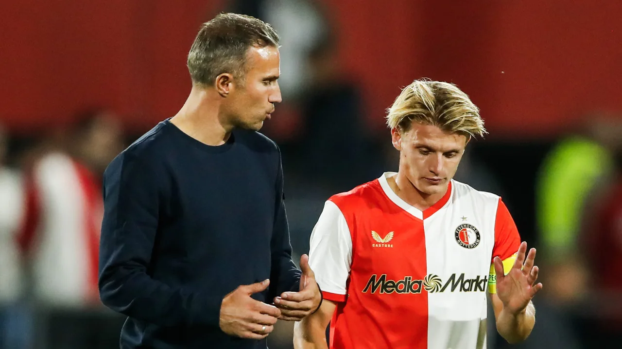 Van Persie had graag gezien dat Steijn zich anders had uitgedrukt na duel met Braga