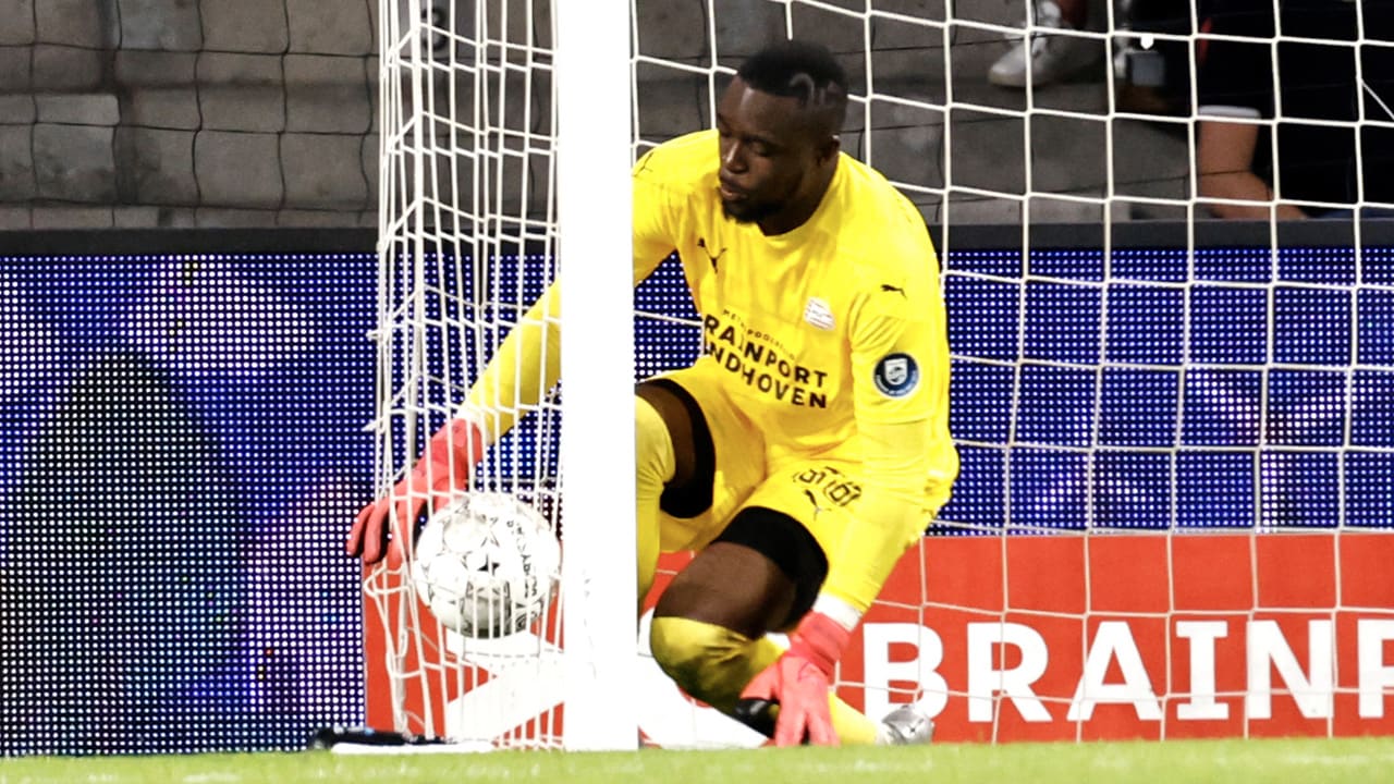 'Niemand heeft er iets aan als ik Mvogo kloteballen ga geven'