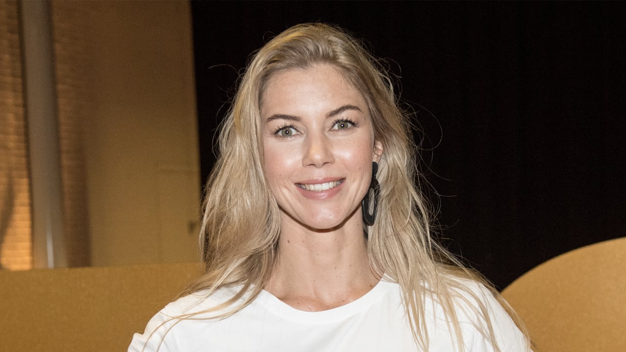 Anouk Hoogendijk bevallen van zoontje