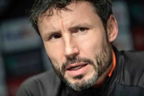 Van Bommel: 'Drie punten halen is noodzaak'