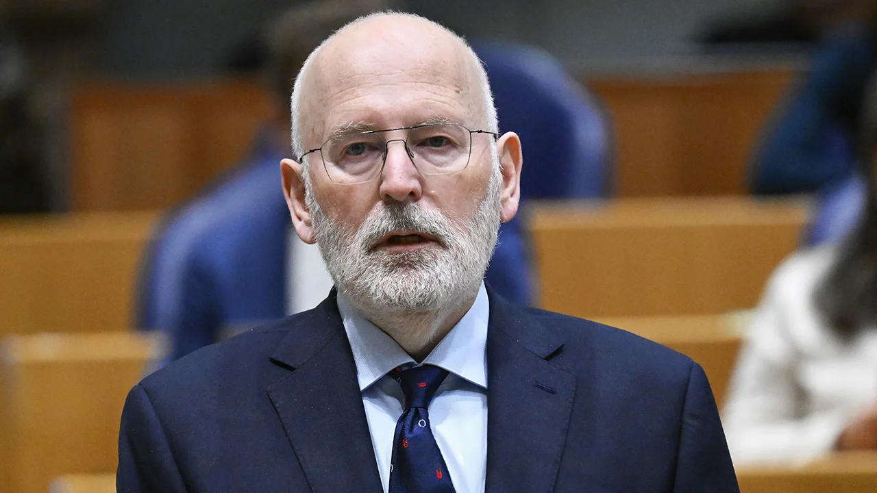 Nederlanders zien liever Aboutaleb dan Timmermans als lijsttrekker van GroenLinks-PvdA