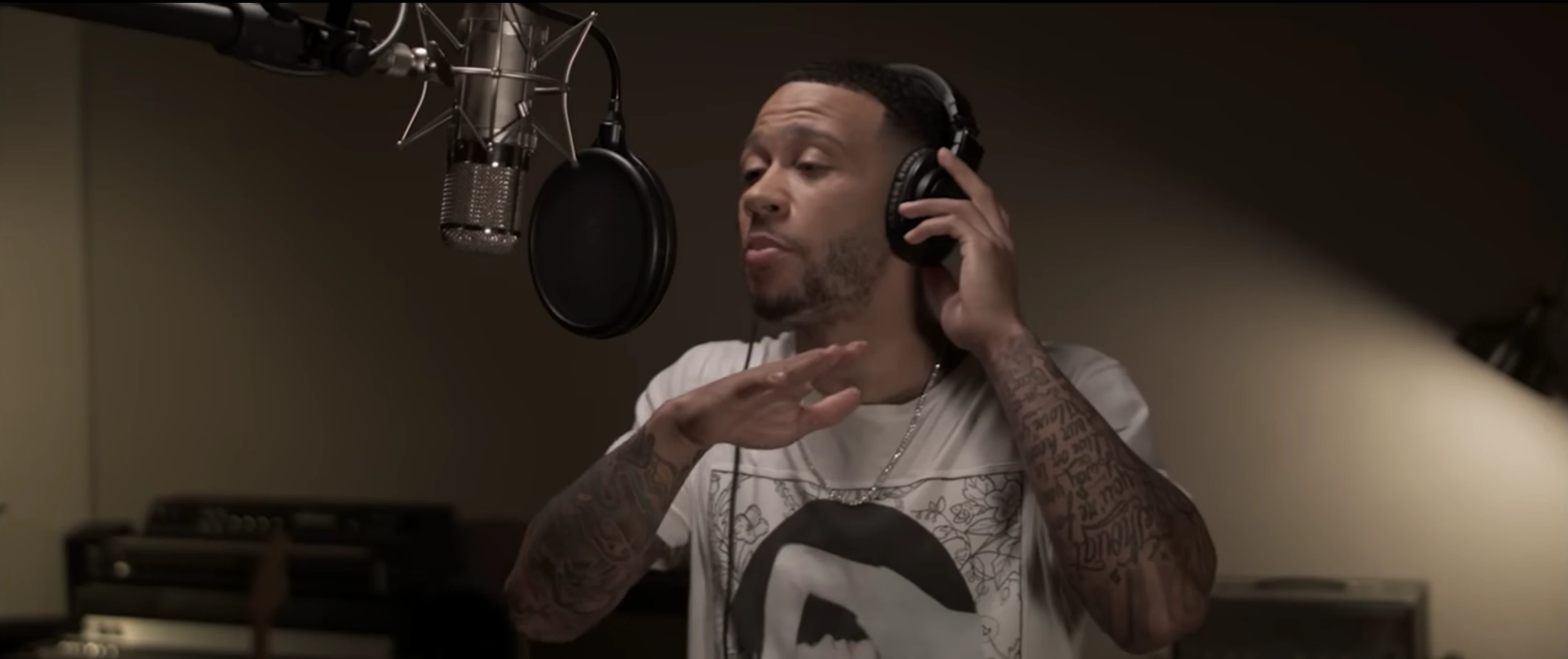 Memphis laat opnieuw van zich horen op 'No Love'