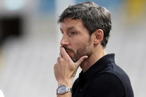 Van Bommel verbaasd over terugval