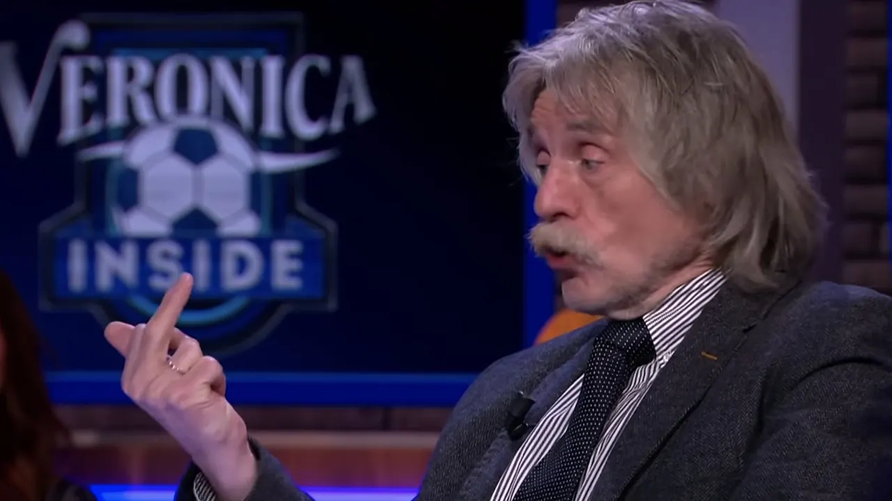 CLASSIC: Johan kraakt het koningshuis: 'Een achterhaald sprookje!'