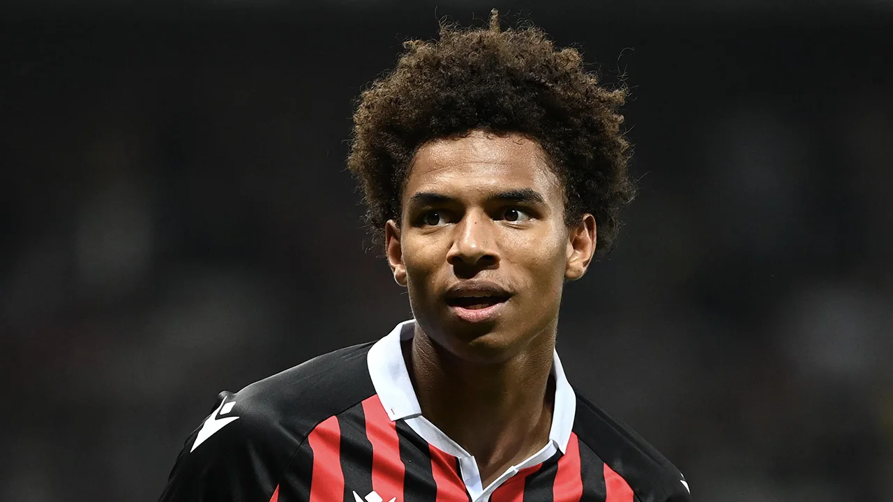 'Calvin Stengs hoog op verlanglijst bij topclub uit Eredivisie'