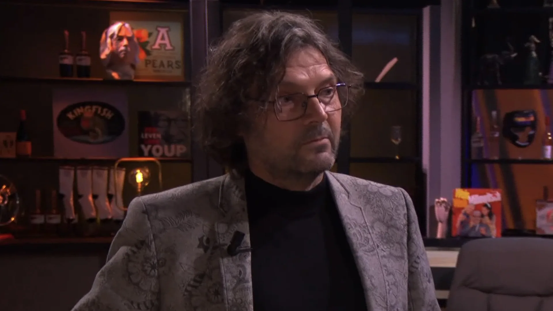 Job Knoester kreeg tijdens uitzending berichtje van zijn vrouw: ‘Ze was een beetje boos…’