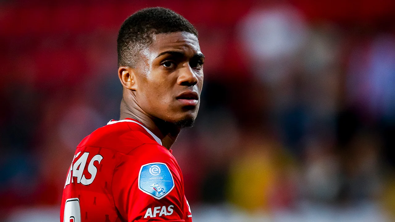 AZ met nagenoeg fitte selectie tegen Ajax