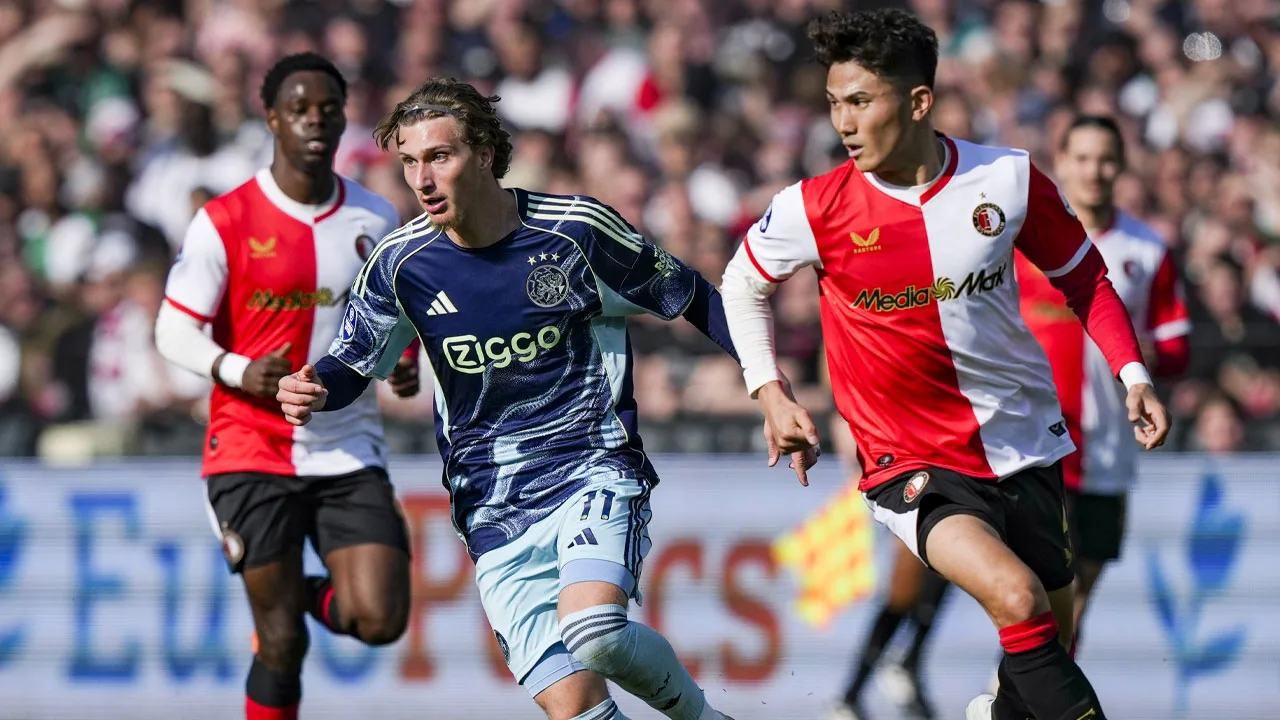 Feyenoord en Ajax spelen gelijk in De Kuip, PSV kan deze zondag nog geen kampioen worden