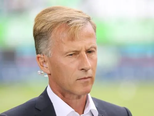 Jonker volgt Snoei op als trainer Telstar