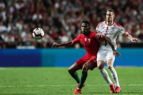 Portugal speelt weer gelijk, Ronaldo valt uit