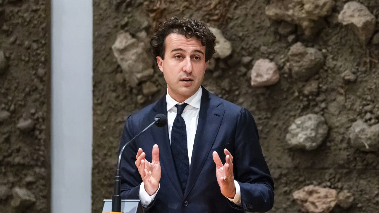 GroenLinks-PvdA wil dat kabinet 2 miljard euro extra vrijmaakt voor Oekraïne