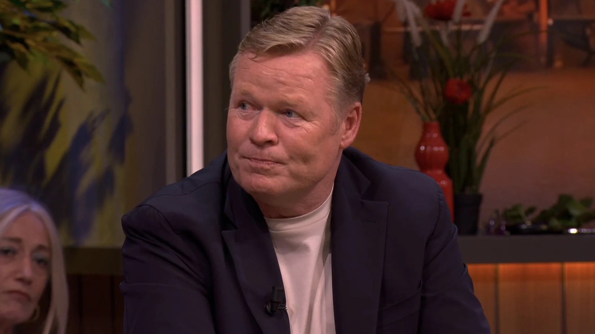 Ronald Koeman openhartig: 'Mijn vrouw lag in het ziekenhuis tijdens het EK van vorig jaar'