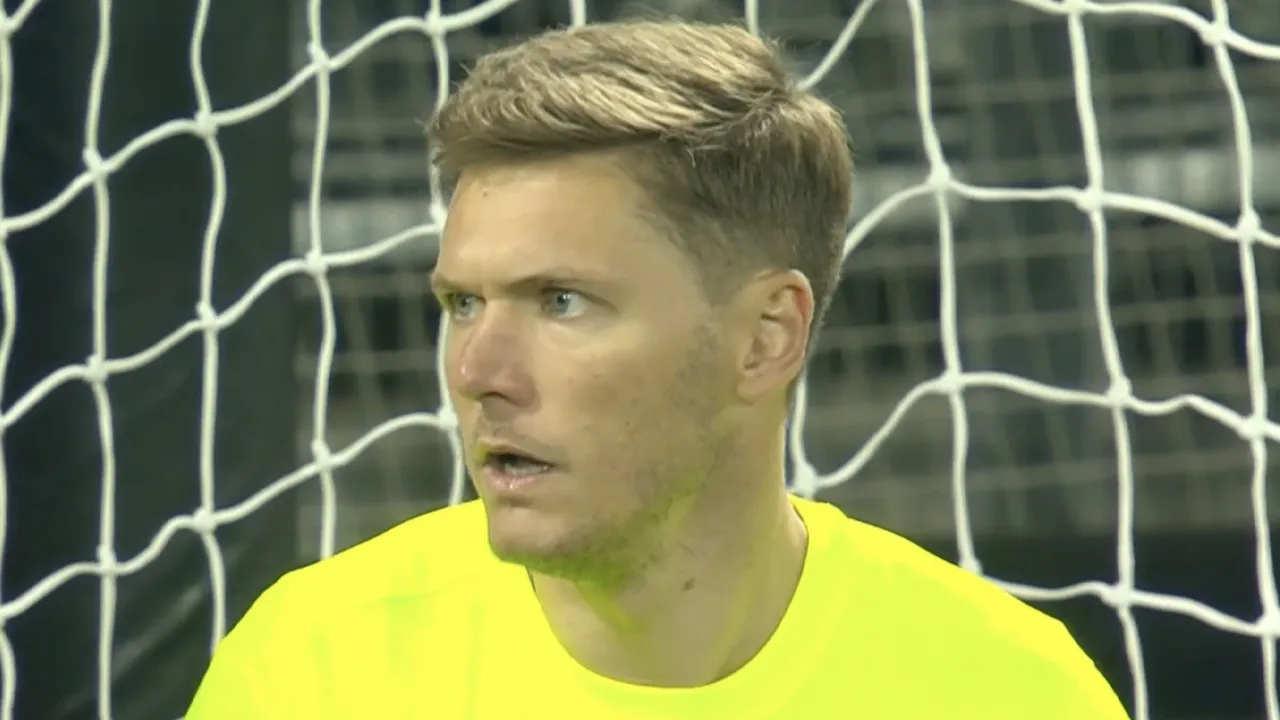 KANS: Siebenhandl redt op knappe kopbal van Trauner