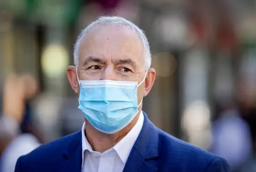 Burgemeester Aboutaleb praat met Feyenoord over zingende supporters