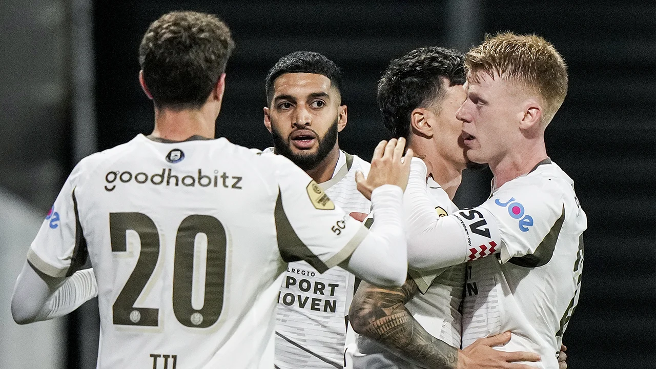 PSV verovert uit bij Excelsior met minimale zege drie punten