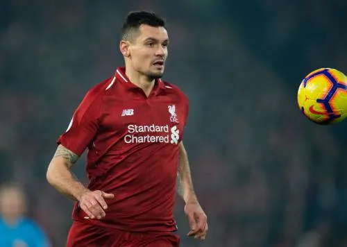 Lovren geschorst na kritiek via sociale media