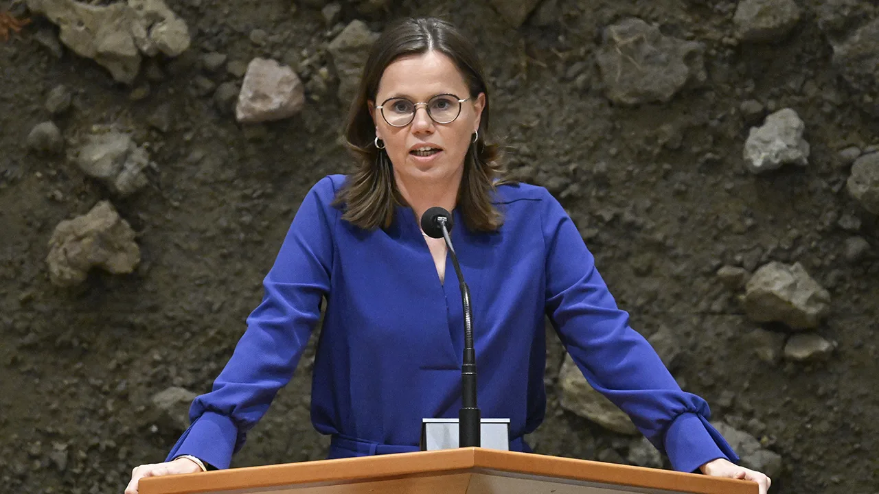 ChristenUnie wil dienstplicht, kinderbijslag van 4500 euro per kind, per jaar en inburgeringsplicht