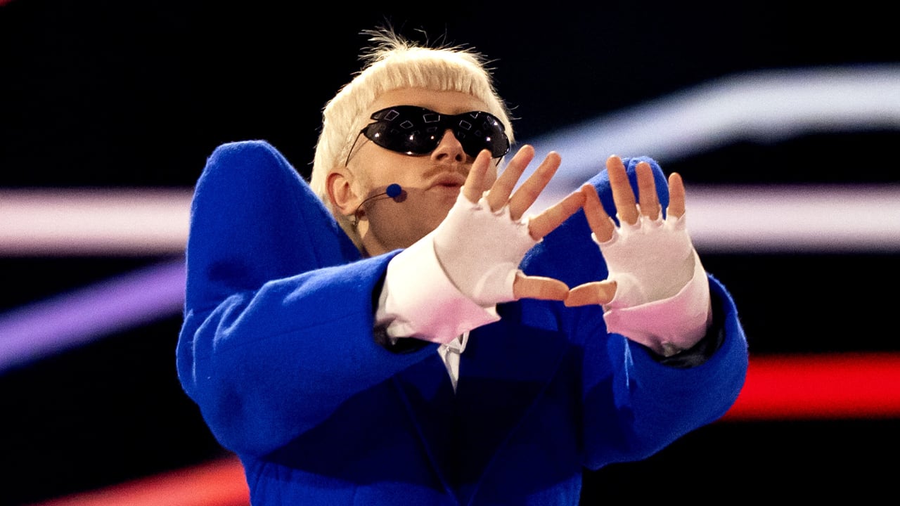 Joost Klein kondigt wereldtournee aan voor 2026