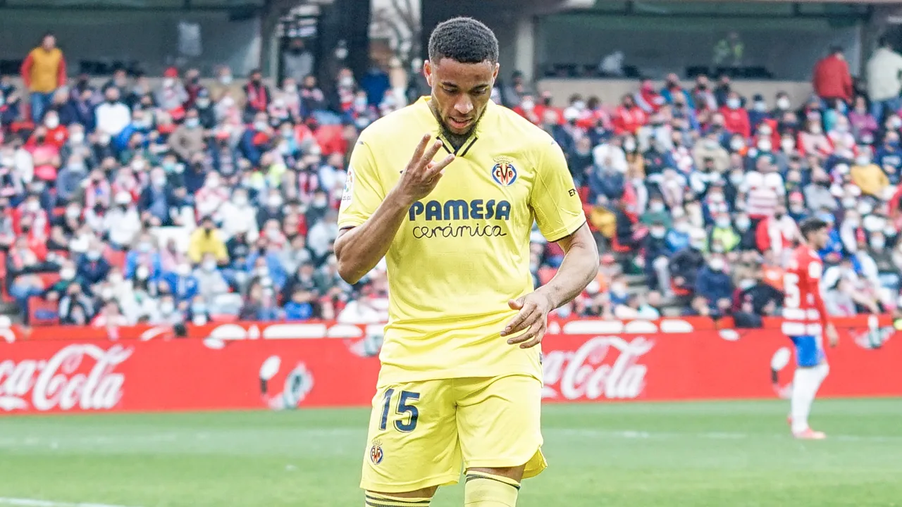 Danjuma maakt hattrick voor Nouri: 'Hij kreeg een glimlach op zijn gezicht'