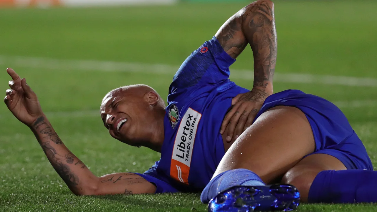 Ajax moet vrezen voor nieuwe straf UEFA