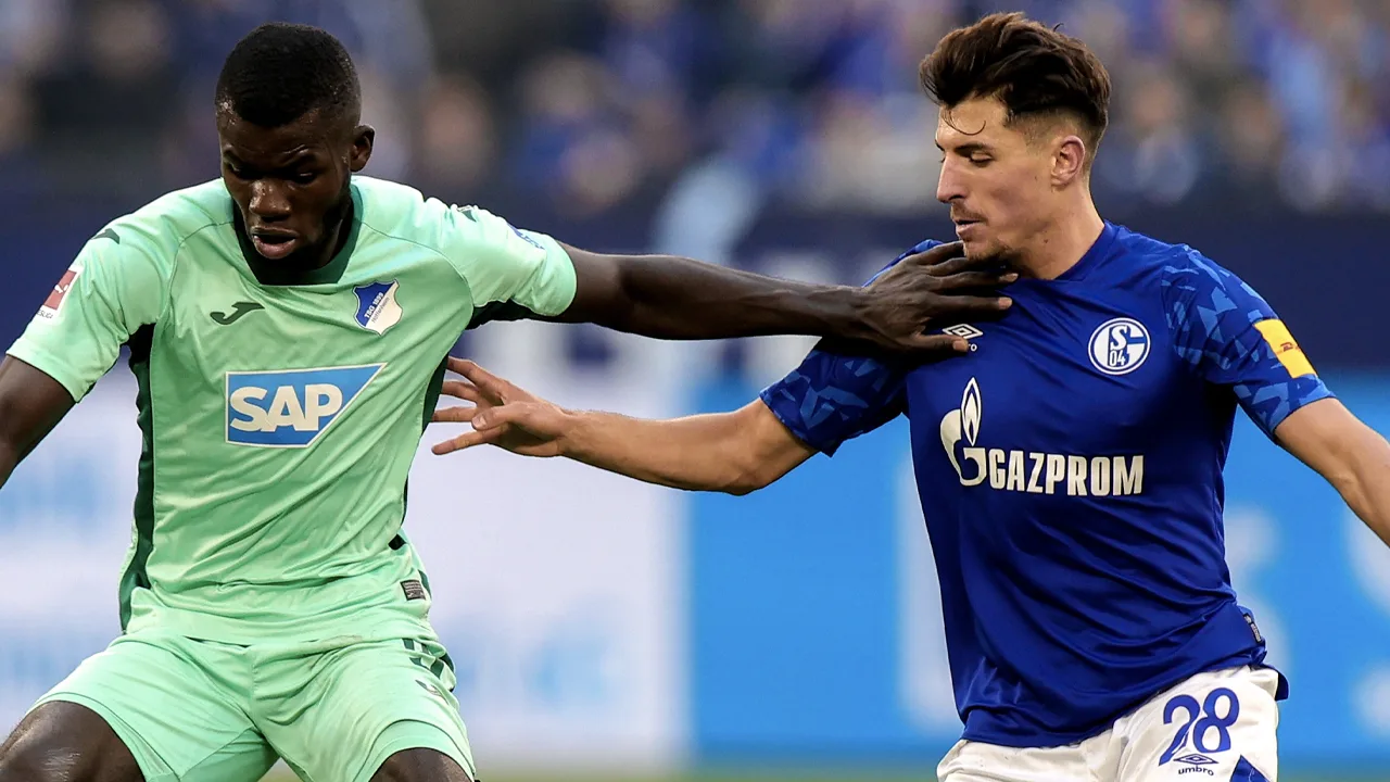 'Faillissement dreigt voor 13 Duitse voetbalclubs'