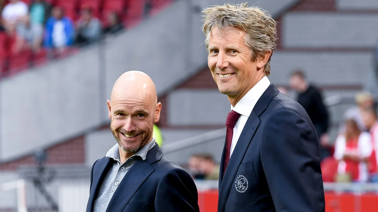 Ajax beloont gulle fans met retrojack