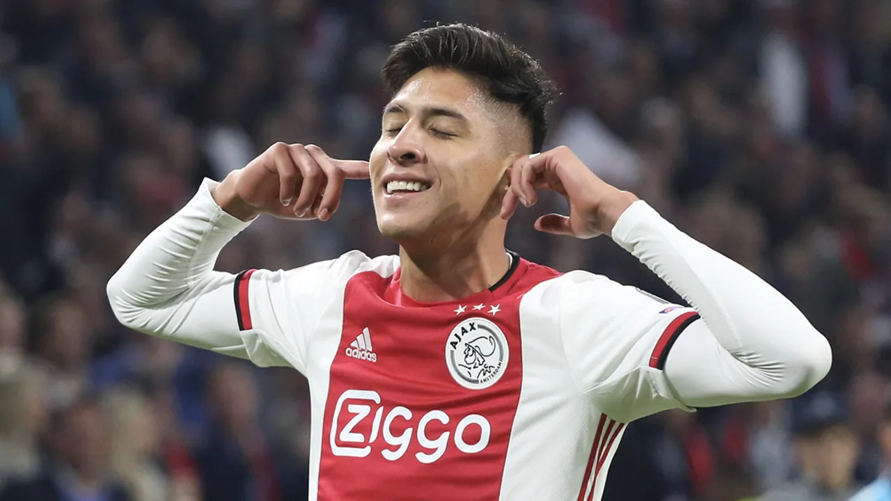 Ajax met Álvarez en Promes