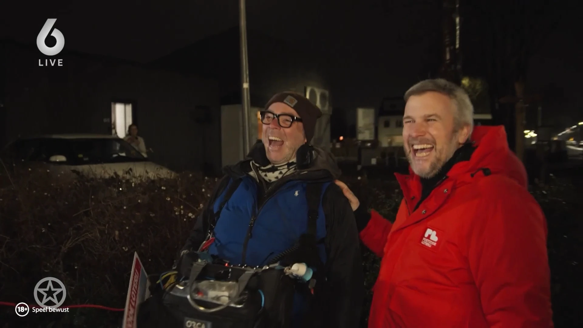 Winston Gerschtanowitz verrast geluidsman met geldprijs Postcode Loterij