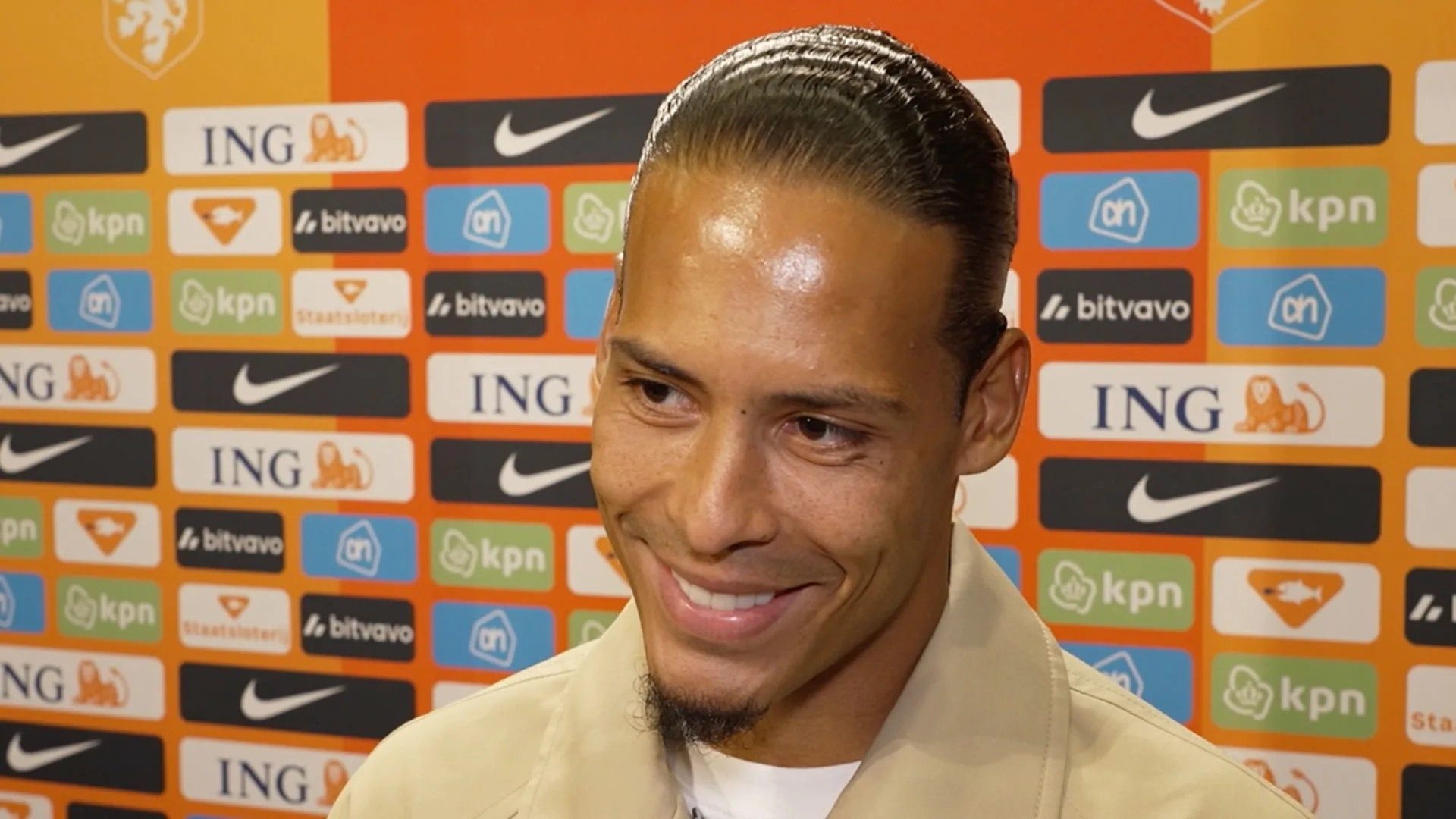 Heeft Virgil van Dijk zin in de zon? 'Zo, dat kan je wel zeggen, ja!'