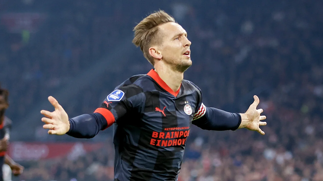 Kijkcijferrecord voor Ajax - PSV: best bekeken Nederlandse wedstrijd ooit