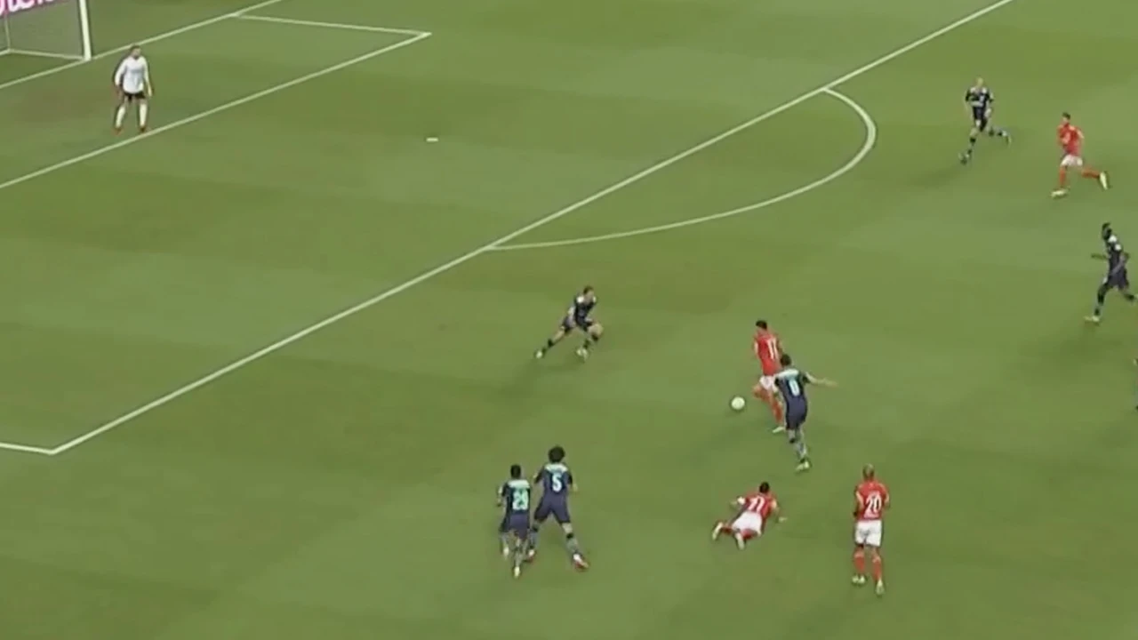VIDEOGOAL: PSV vroeg op achterstand tegen Benfica