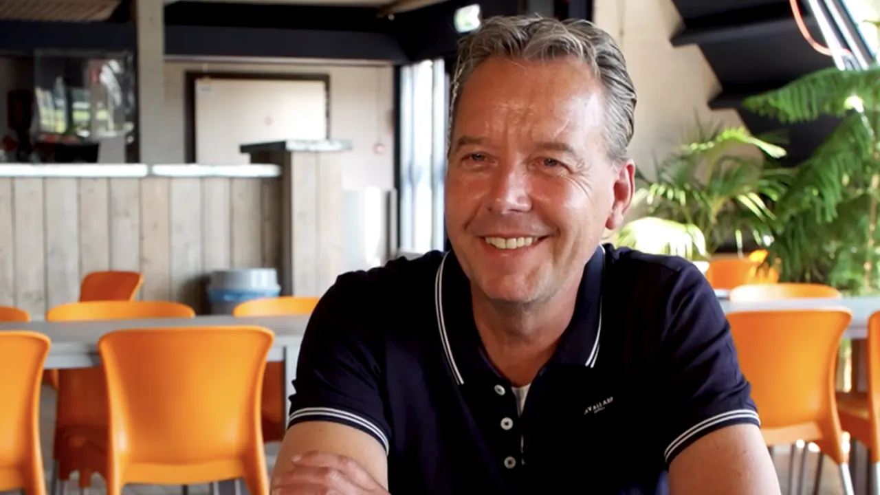 Valentijn enthousiast: 'Dat is natuurlijk een geweldige aankoop geweest van Overmars' 