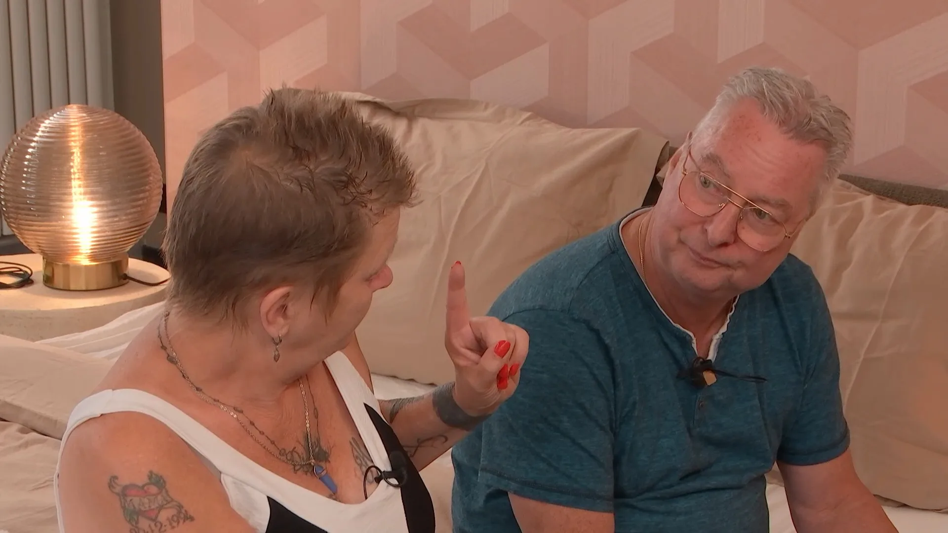 Er is iets dat Lang Leve de Liefde-Elly laat stuiteren