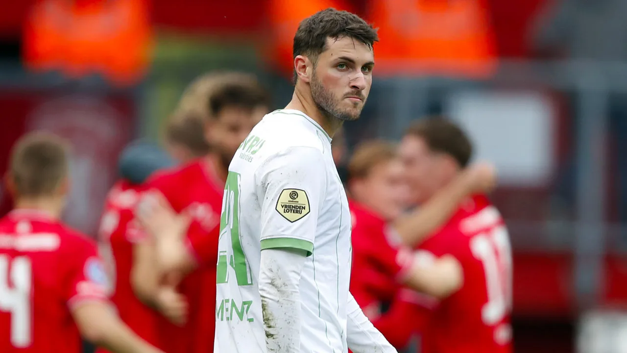 Feyenoord lijdt tegen FC Twente eerste nederlaag in Eredivisie