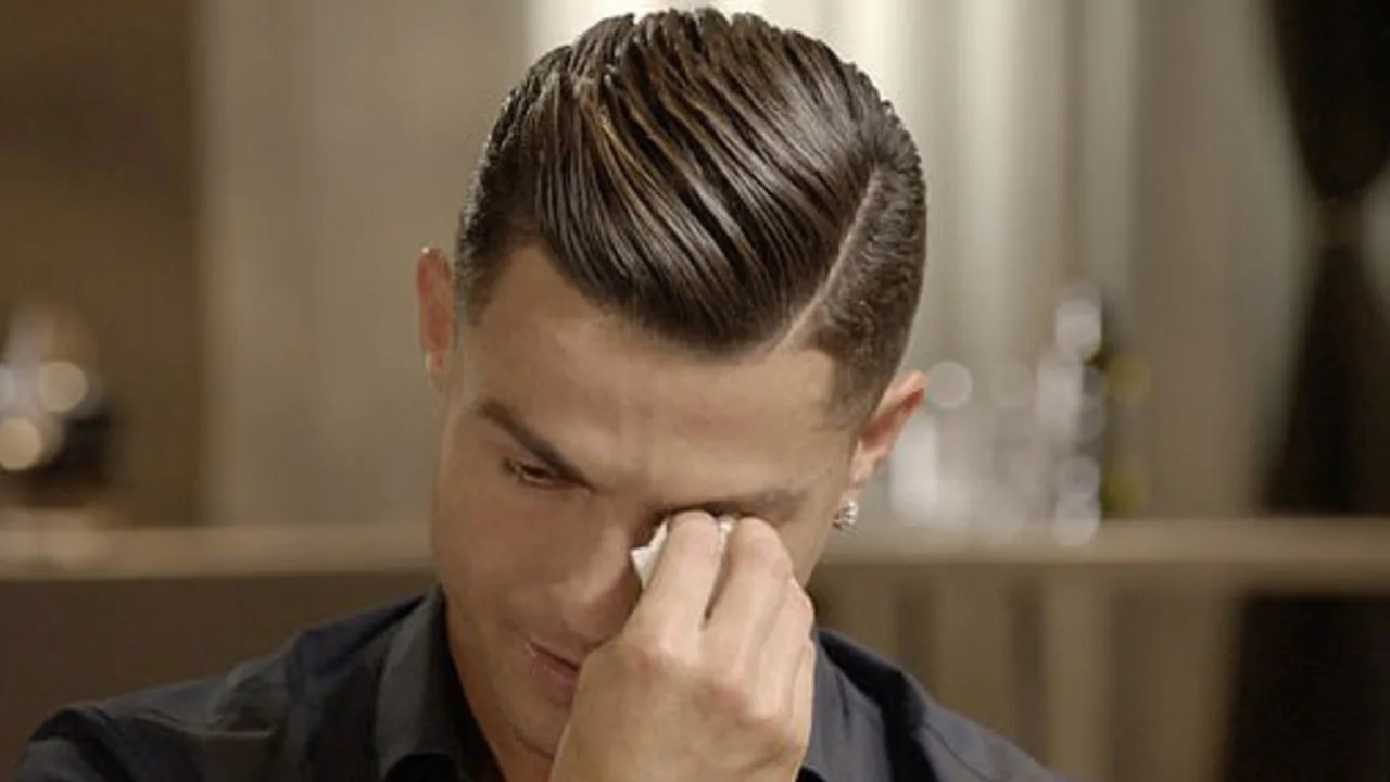 Ronaldo in tranen: 'Ik wist helemaal niet dat hij zo positief over me was'