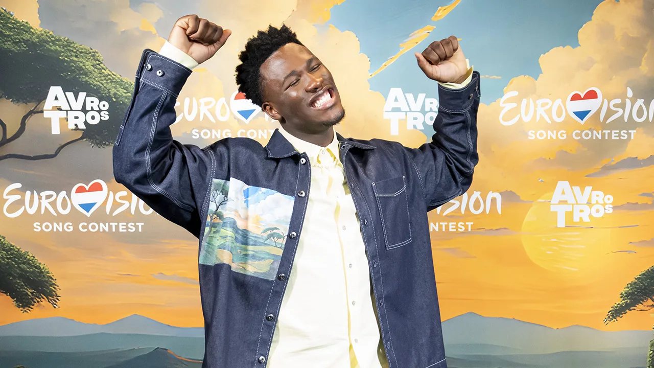 Claude onthult zijn outfit voor optreden bij het Eurovisie Songfestival