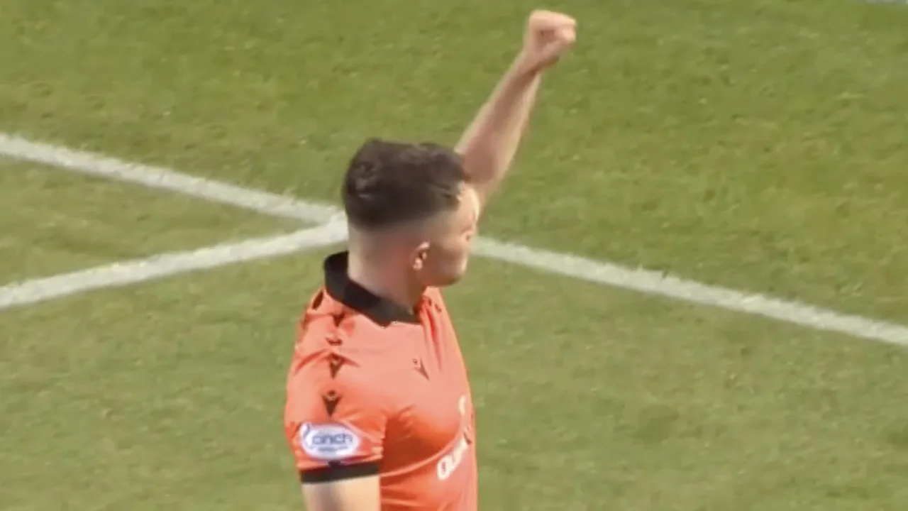 VIDEOGOAL: Dundee United - AZ 1-0 (Middleton)