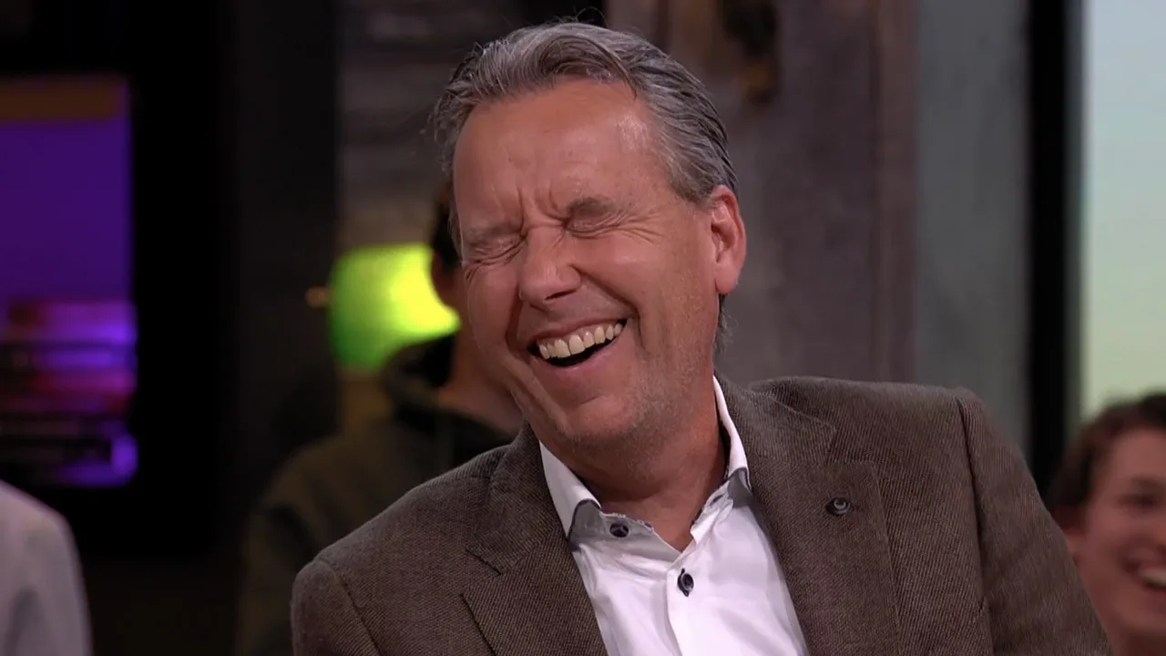 Aflevering Vandaag Inside met Valentijn Driessen, maandag 25 april 2022