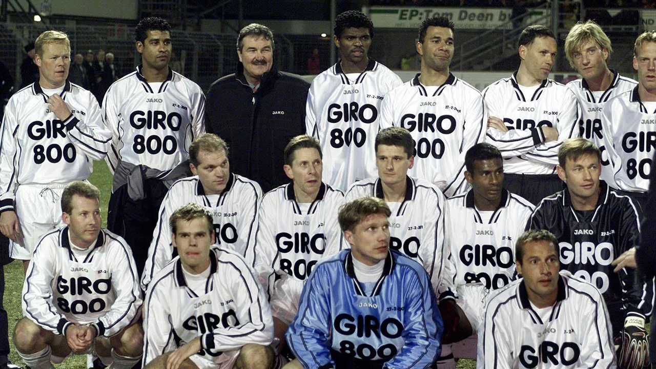 Bied mee op gedragen shirts van Gullit en Van Basten voor Nazorgstichting Nieuwjaarsbrand Volendam 