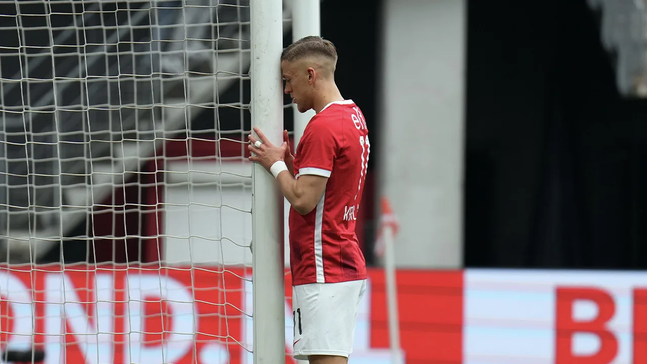 AZ verspeelt tegen Heerenveen opnieuw punten in strijd om tweede plaats