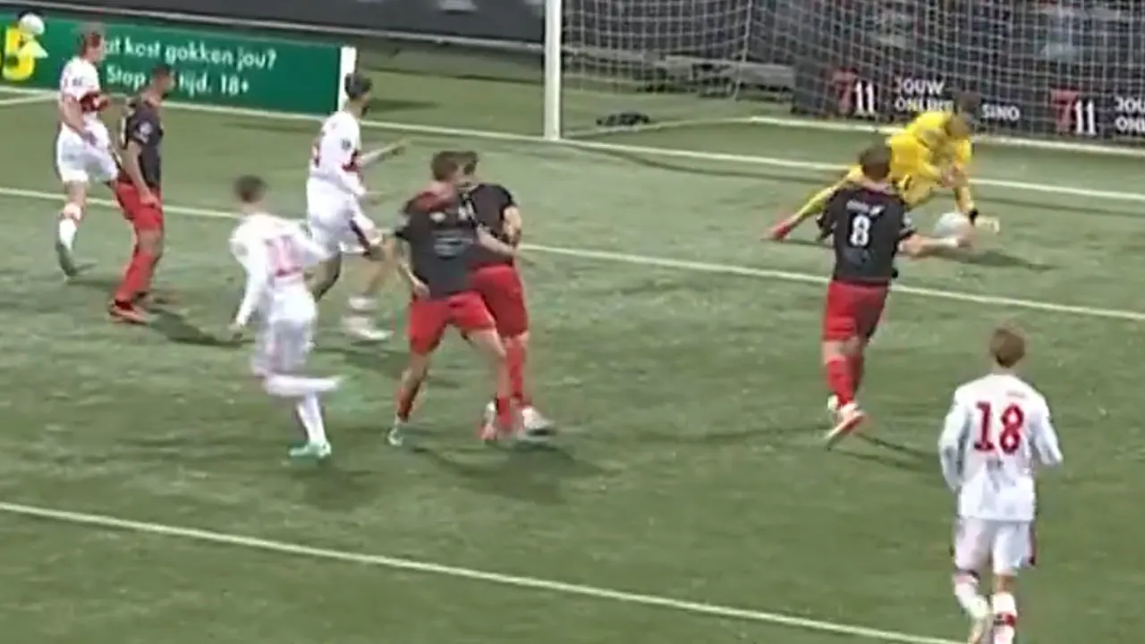 FC Twente komt binnen 15 minuten op 3-0 voorsprong tegen Excelsior