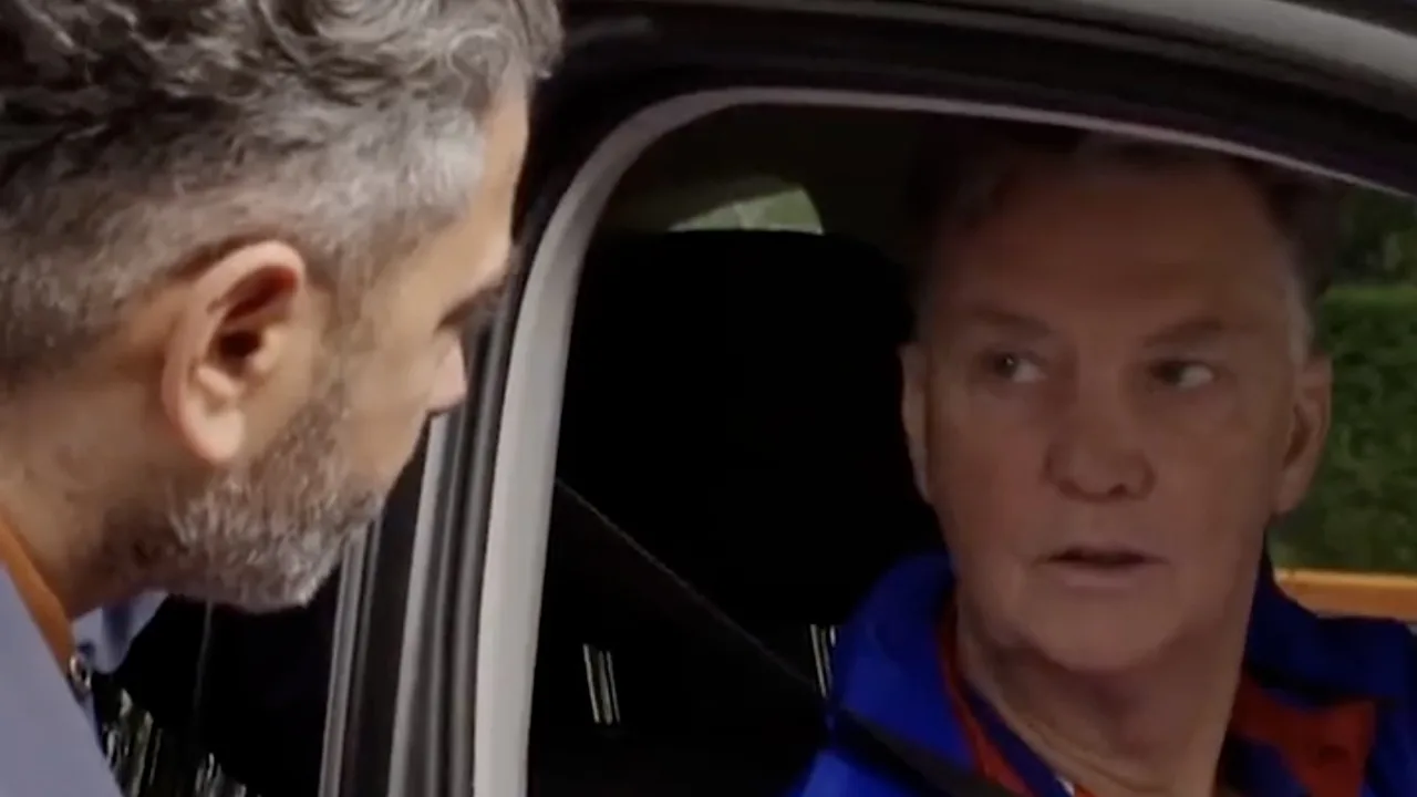 Danny Ghosen krijgt Louis van Gaal te spreken: 'Gaat u een statement maken in Qatar?'